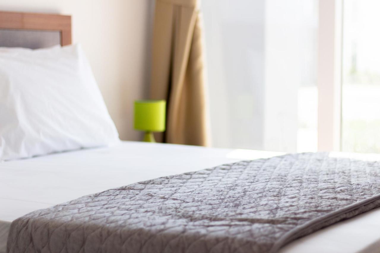 Four Seasons Life Rentals Trikomo Екстер'єр фото