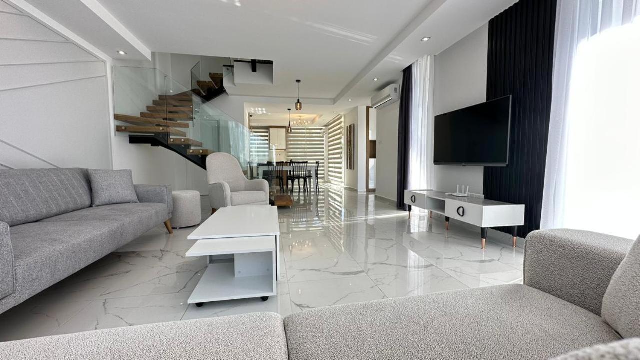 Four Seasons Life Rentals Trikomo Екстер'єр фото
